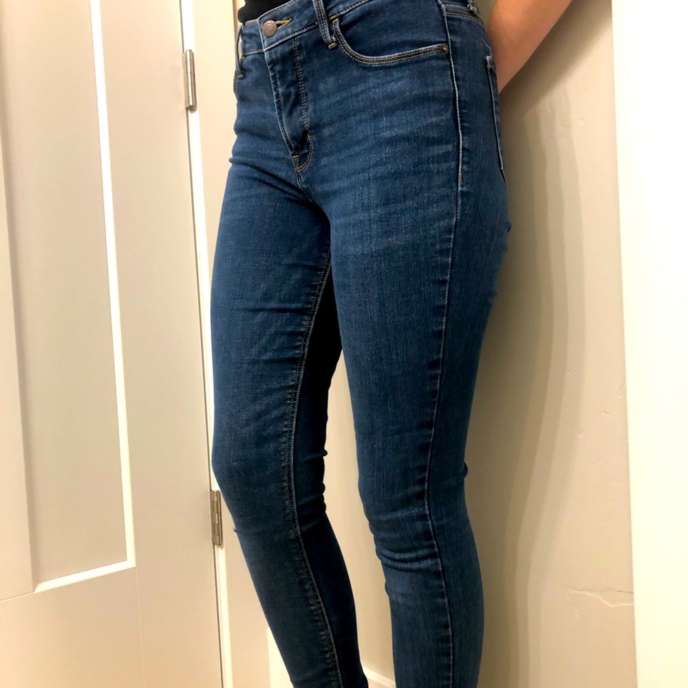 Size 4 Old Navy blue jeans